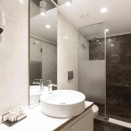 Carina Park Suites Nisantasi Istanbul Exterior photo