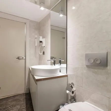 Carina Park Suites Nisantasi Istanbul Exterior photo